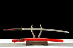 Alternative view of Crimson Eclipse - Katana Forgiato a Mano in acciaio a molla 65mn