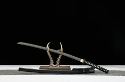 Alternative view of Dark Phantom - Katana Forgiato a Mano in acciaio ad alto carbonio
