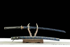 Alternative view of Night Calm - Katana Forgiato a Mano in acciaio al carbonio 1045
