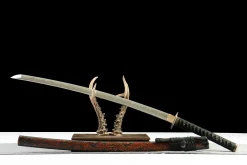 Alternative view of Dark Night Slash - Katana Forgiato a Mano in acciaio al carbonio