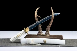 Alternative view of Sunken Jade - Tanto Forgiato a Mano in acciaio al carbonio 1045